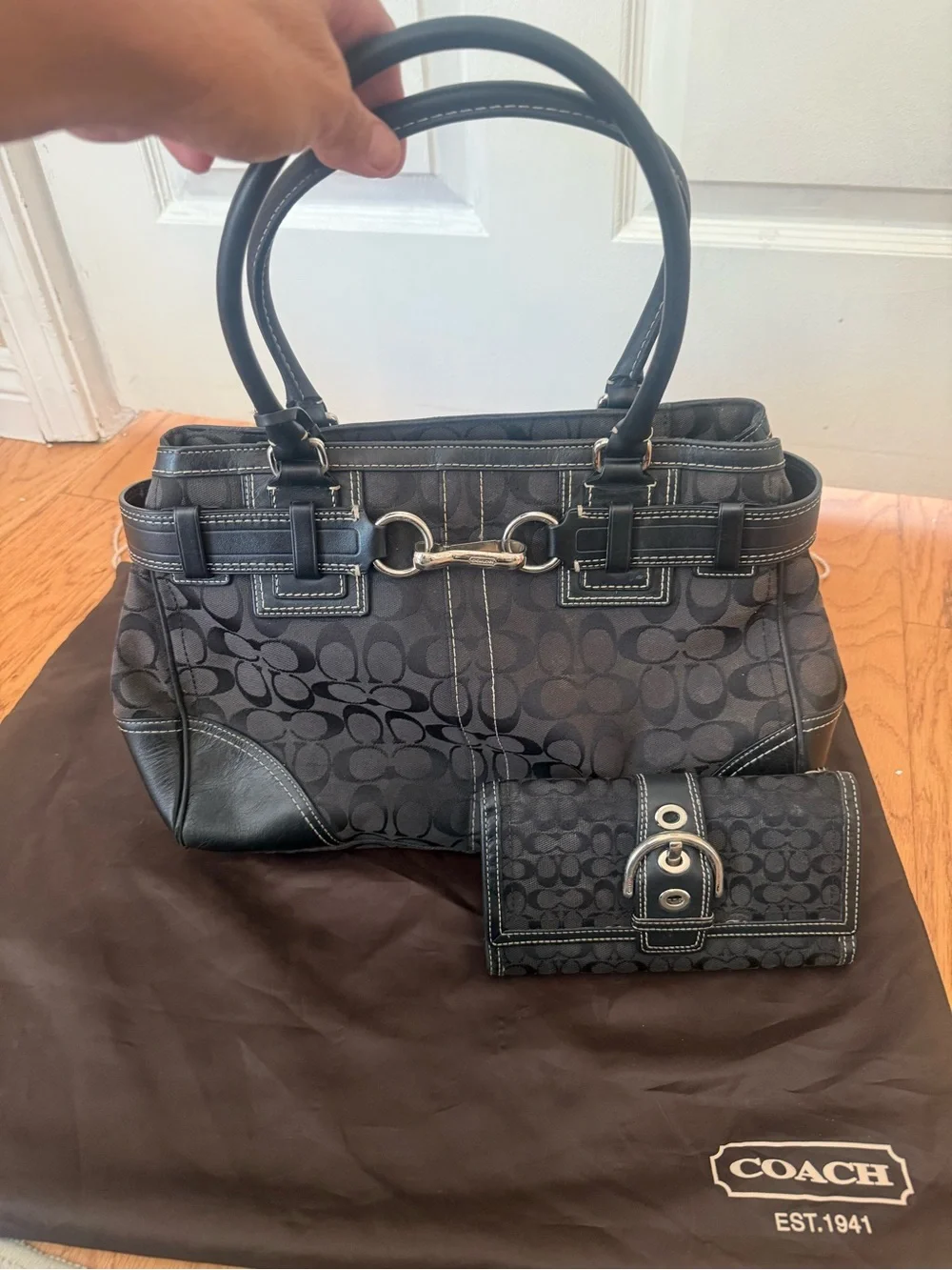 Coach vintage Y2K signature Hampton tote with matching wallet and duster bag